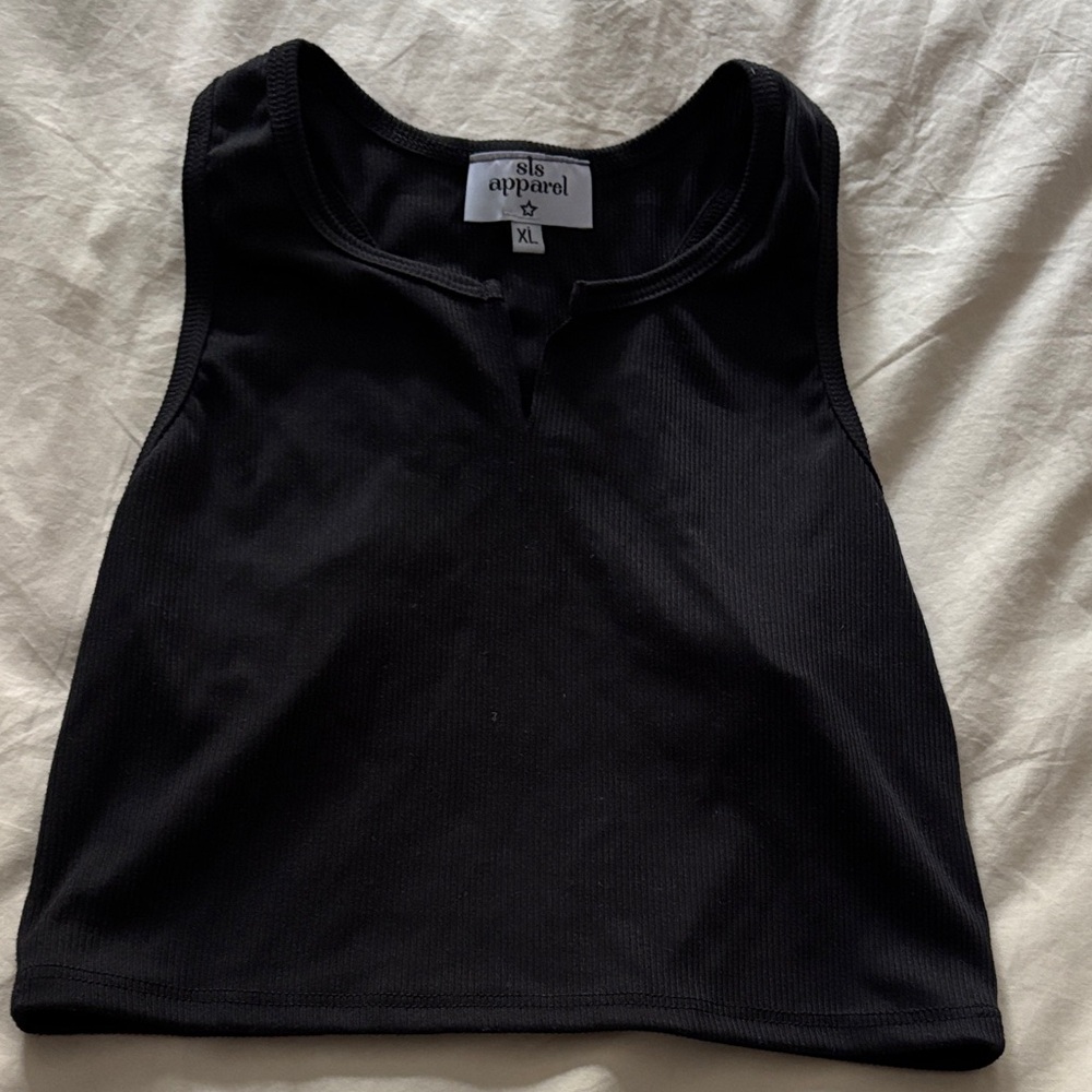 SLS Apparel black crop top